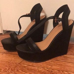 lightly worn black heels